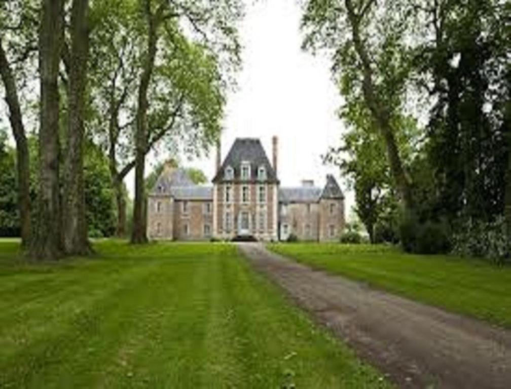 Chateau De Villars Villeneuve-sur-Allier 외부 사진